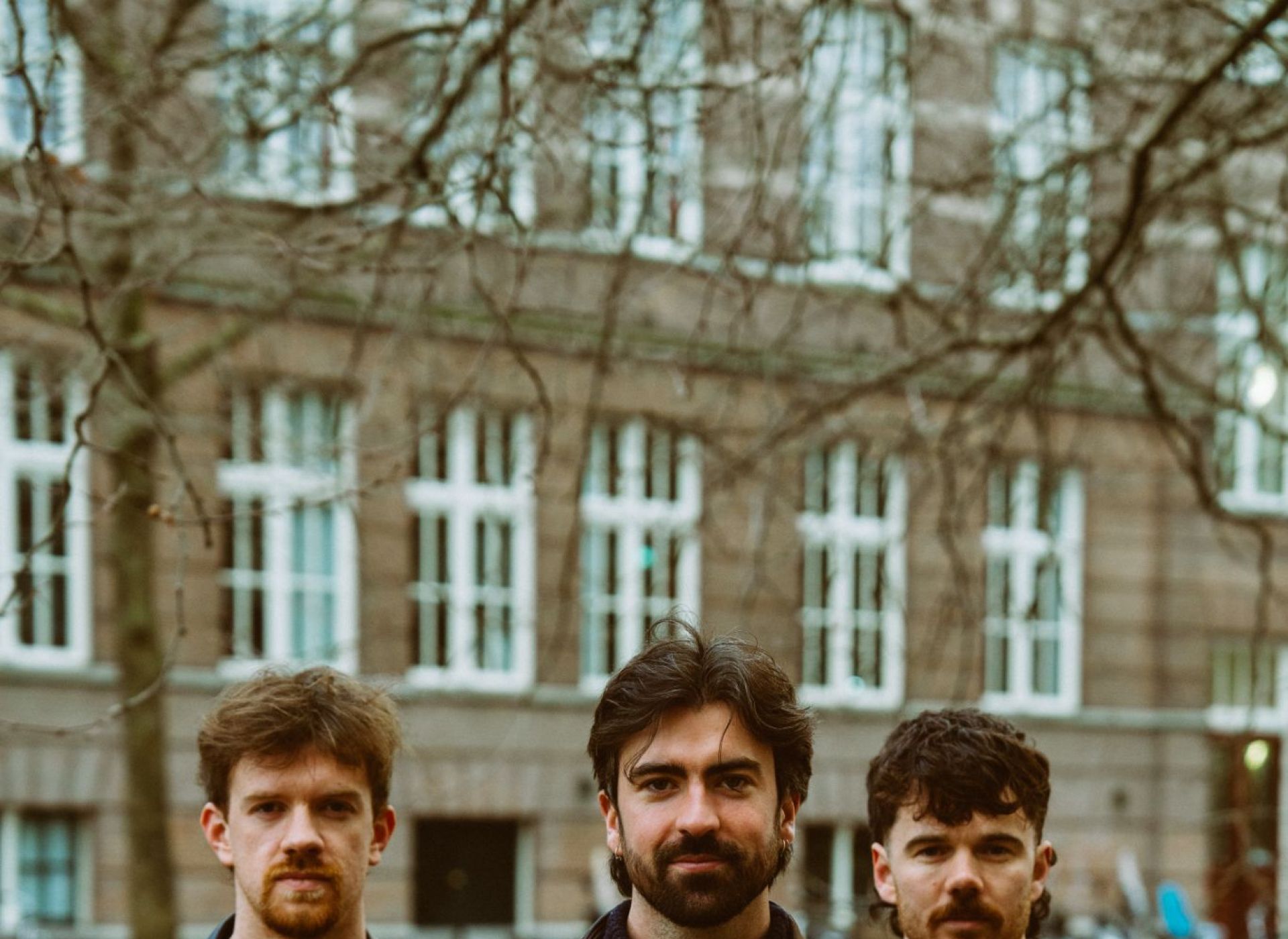 IRISH FOLK BAND ‘AMBLE’ ANNOUNCE DEBUT ALBUM ‘REVERIE’ ARRIVING MAY 23 | NEW SINGLE ‘SCHOOLYARD DAYS’ OUT NOW